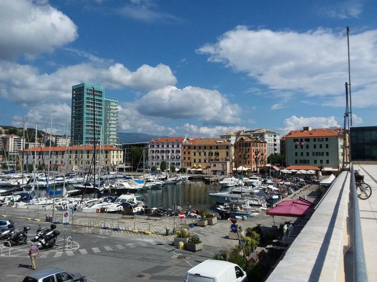 Skyline, Casa Vacanze Savona Exterior foto