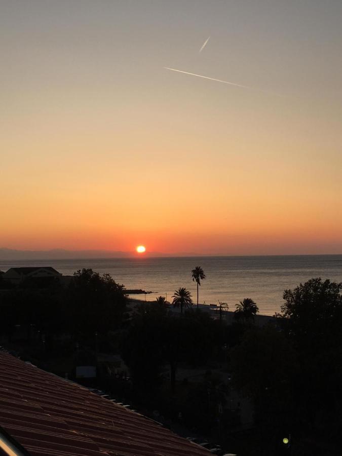 Villa Skyline, Casa Vacanze Savona Exterior foto